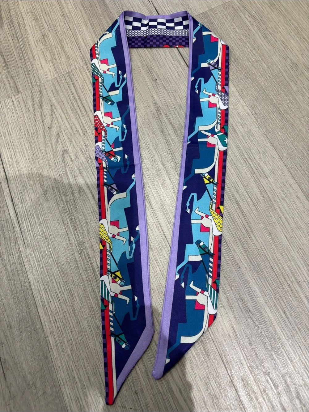 Silk-Like Purple & Blue Patterned Neck Scarf